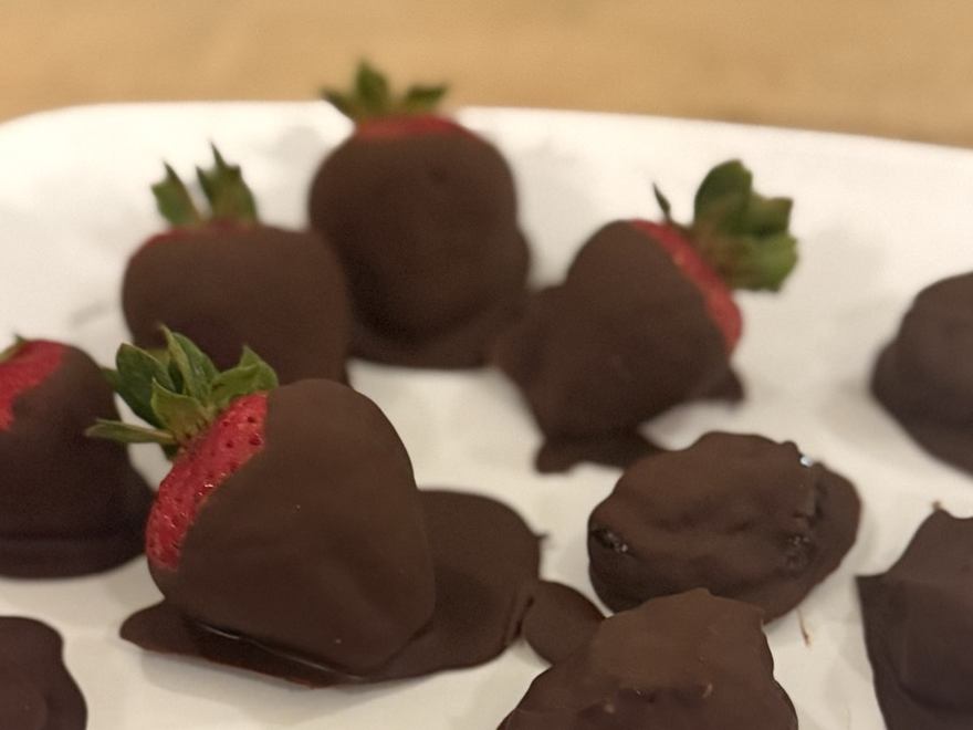 Chocolate-dipped strawberries