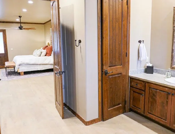 Texas private suite bedroom with ensuite bath